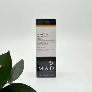 M.A.D. Skincare Illuminating Daily Moisturizer brightening - NEW